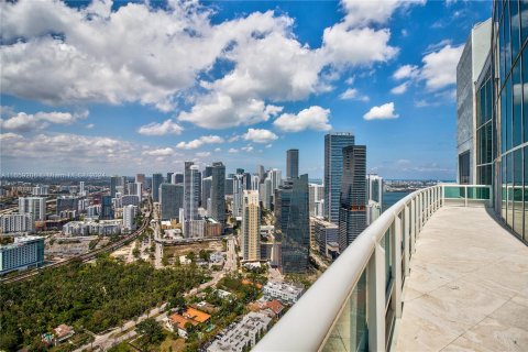 Condominio en venta en Miami, Florida, 3 dormitorios, 294.5 m2 № 1367033 - foto 27