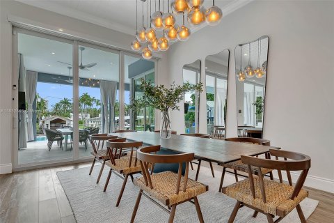 Casa en venta en Miami, Florida, 5 dormitorios, 332.03 m2 № 1367006 - foto 16