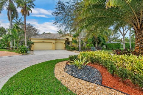 Villa ou maison à vendre à Parkland, Floride: 5 chambres, 259.66 m2 № 936397 - photo 2