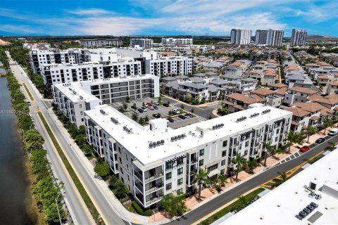 Condo in Doral, Florida, 1 bedroom in URBANA  № 1220761 - photo 24