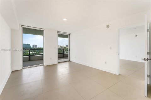 Condominio en venta en Bay Harbor Islands, Florida, 2 dormitorios, 167.41 m2 № 1220762 - foto 11