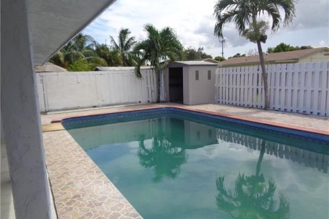 Villa ou maison à vendre à North Lauderdale, Floride: 3 chambres, 131.55 m2 № 991730 - photo 11
