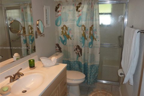 Condo in Sunrise, Florida, 1 bedroom  № 1229388 - photo 17