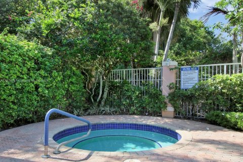 Condo in Jupiter, Florida, 1 bedroom  № 1397488 - photo 4