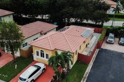 Casa en venta en Homestead, Florida, 3 dormitorios, 111.48 m2 № 1397521 - foto 1