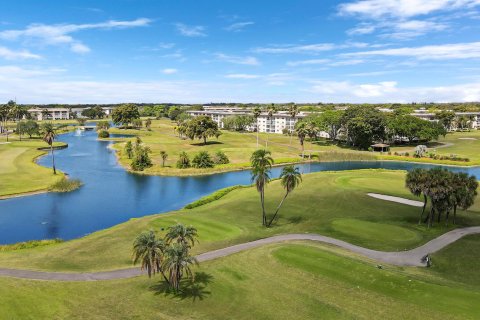 Condo in Coconut Creek, Florida, 2 bedrooms  № 1146609 - photo 5