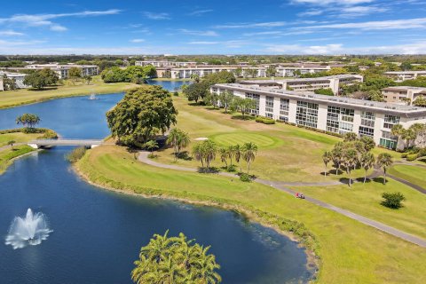 Condo in Coconut Creek, Florida, 2 bedrooms  № 1146609 - photo 2