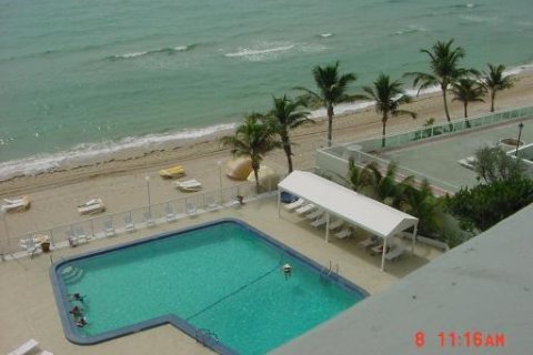 Condominio en venta en Fort Lauderdale, Florida, 2 dormitorios, 102.19 m2 № 1146649 - foto 4