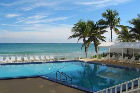 Condominio en venta en Fort Lauderdale, Florida, 2 dormitorios, 102.19 m2 № 1146649 - foto 29