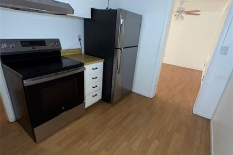 Снять в аренду квартиру в Лисбург, Флорида 3 комнаты, 80.27м2, № 1540237 - фото 6