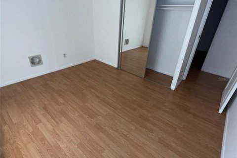 Снять в аренду квартиру в Лисбург, Флорида 3 комнаты, 80.27м2, № 1540237 - фото 7