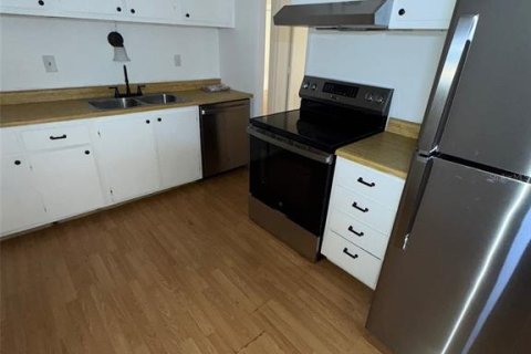 Снять в аренду квартиру в Лисбург, Флорида 3 комнаты, 80.27м2, № 1540237 - фото 5
