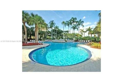 Copropriété à vendre à Aventura, Floride: 2 chambres, 91.97 m2 № 1239050 - photo 15