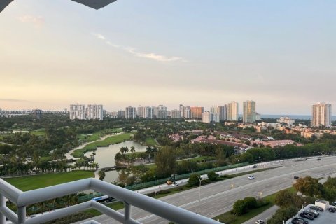 Condo in Aventura, Florida, 2 bedrooms  № 1239050 - photo 18