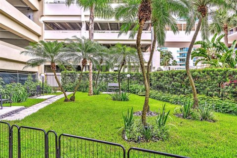 Copropriété à vendre à Aventura, Floride: 2 chambres, 179.86 m2 № 1281150 - photo 30