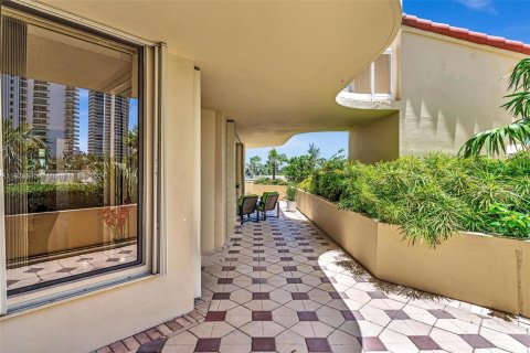 Copropriété à vendre à Aventura, Floride: 2 chambres, 179.86 m2 № 1281150 - photo 24