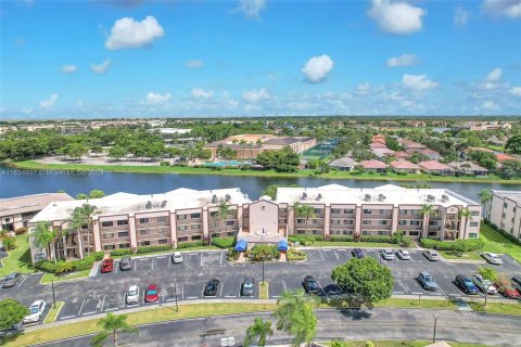 Condominio en venta en Tamarac, Florida, 2 dormitorios, 114.08 m2 № 1305012 - foto 24