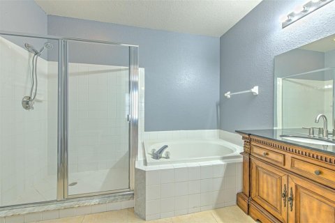 Copropriété à vendre à Tampa, Floride: 2 chambres, 117.99 m2 № 1363419 - photo 28