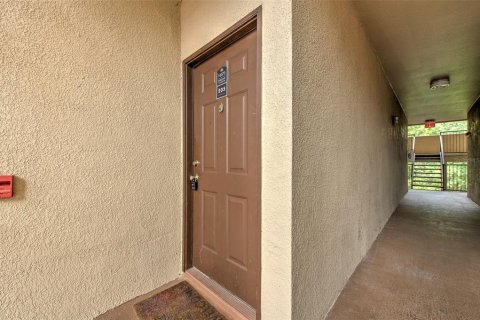 Copropriété à vendre à Tampa, Floride: 2 chambres, 117.99 m2 № 1363419 - photo 7