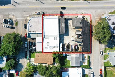 Commercial property in Miami, Florida № 878764 - photo 22