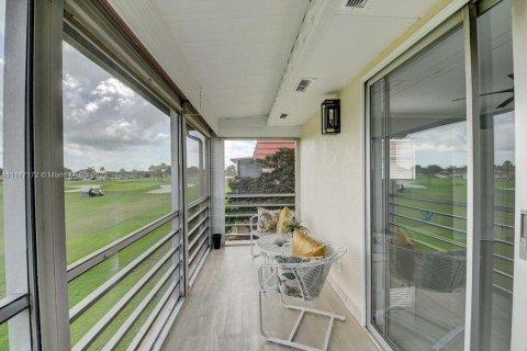 Condominio en venta en Delray Beach, Florida, 1 dormitorio, 67.45 m2 № 8519 - foto 12