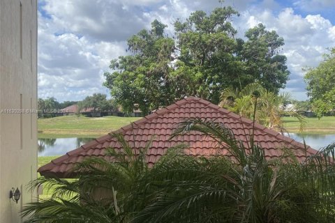 Copropriété à vendre à Lauderhill, Floride: 2 chambres, 113.34 m2 № 1291697 - photo 4