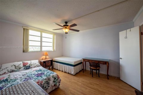 Condo in Aventura, Florida, 2 bedrooms  № 1291676 - photo 27