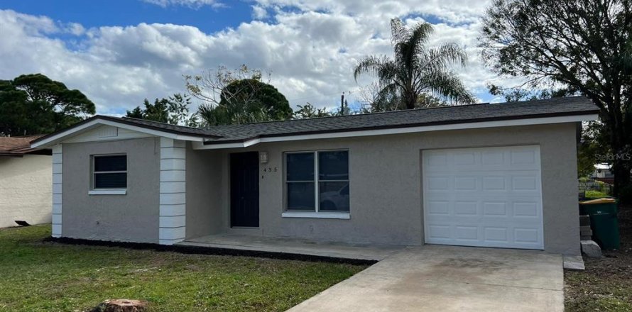 House in Melbourne, Florida 3 bedrooms, 143.07 sq.m. № 939455