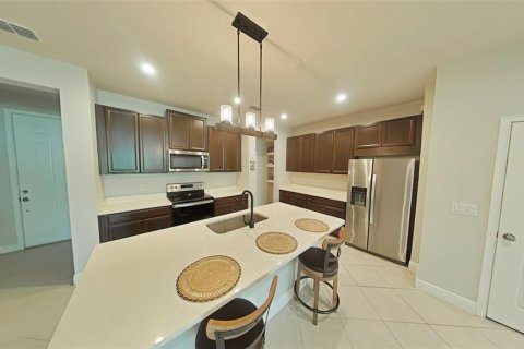 Adosado en venta en Lutz, Florida, 3 dormitorios, 182.83 m2 № 1367895 - foto 7