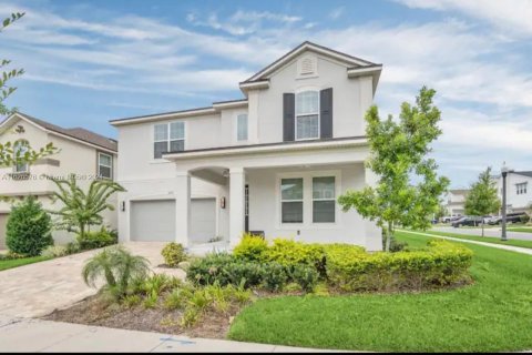 Casa en venta en Kissimmee, Florida, 6 dormitorios № 1280743 - foto 1