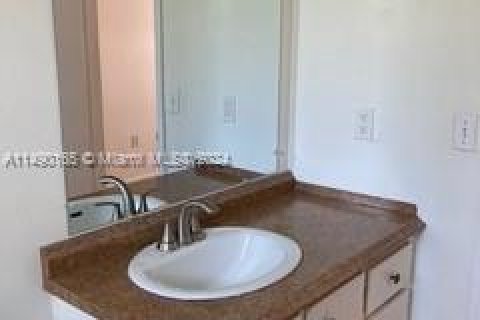 Condominio en venta en Coral Gables, Florida, 2 dormitorios, 88.26 m2 № 1280746 - foto 10