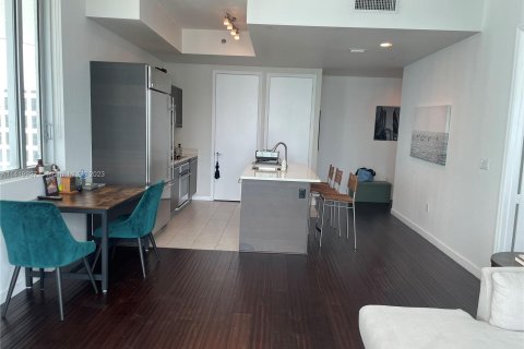 Condominio en venta en Miami, Florida, 1 dormitorio, 74.6 m2 № 652313 - foto 22