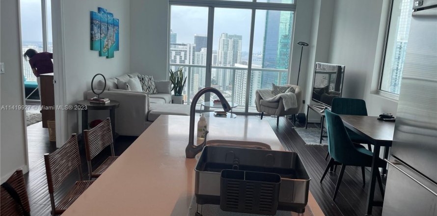 Condo in Miami, Florida, 1 bedroom  № 652313