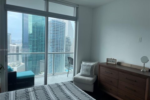 Condominio en venta en Miami, Florida, 1 dormitorio, 74.6 m2 № 652313 - foto 2