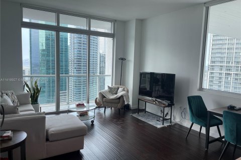 Condominio en venta en Miami, Florida, 1 dormitorio, 74.6 m2 № 652313 - foto 14