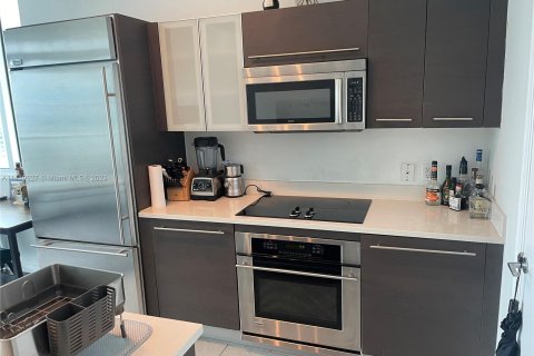 Condominio en venta en Miami, Florida, 1 dormitorio, 74.6 m2 № 652313 - foto 25