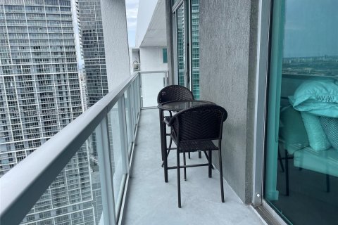 Condo in Miami, Florida, 1 bedroom  № 652313 - photo 16