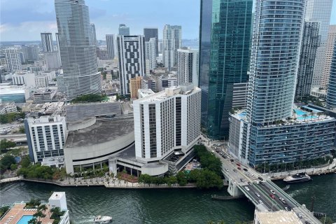 Condo in Miami, Florida, 1 bedroom  № 652313 - photo 21