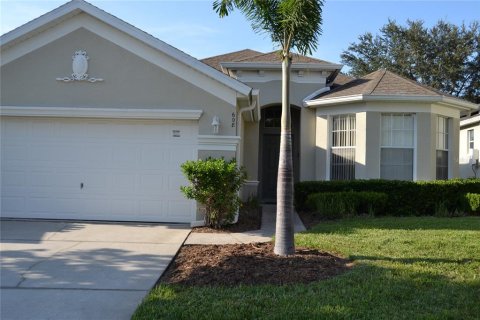 Casa en venta en Haines City, Florida, 4 dormitorios, 170.29 m2 № 1376554 - foto 1