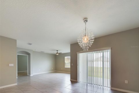 Villa ou maison à vendre à Kissimmee, Floride: 4 chambres, 171.5 m2 № 1326939 - photo 15