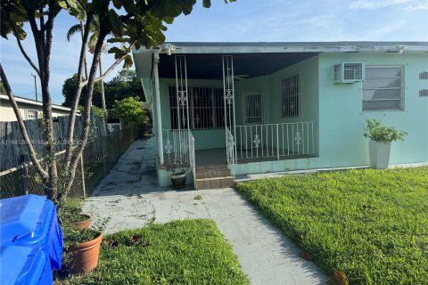 Propiedad comercial en venta en Miami, Florida, 217.95 m2 № 1328161 - foto 6