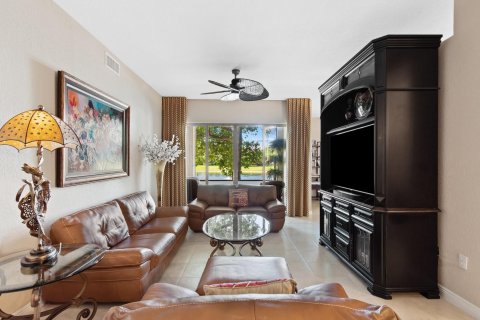 Condo in Tamarac, Florida, 2 bedrooms  № 1101075 - photo 21