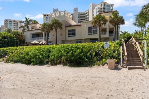 Copropriété à vendre à Highland Beach, Floride: 3 chambres, 236.62 m2 № 759129 - photo 12