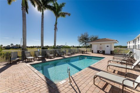 Copropriété à vendre à Punta Gorda, Floride: 3 chambres, 152.73 m2 № 996665 - photo 2