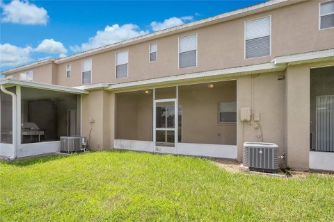 Touwnhouse à vendre à Land O' Lakes, Floride: 2 chambres, 111.02 m2 № 1318440 - photo 7