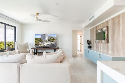 Condominio en venta en Miami, Florida, 2 dormitorios, 98.48 m2 № 1366972 - foto 14