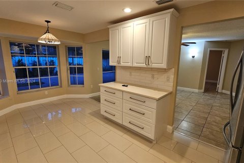 Casa en venta en Sunrise, Florida, 4 dormitorios, 212.19 m2 № 1366968 - foto 15