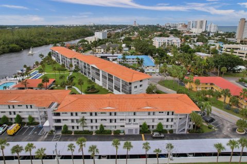 Condominio en venta en Deerfield Beach, Florida, 2 dormitorios, 87.42 m2 № 1183023 - foto 17