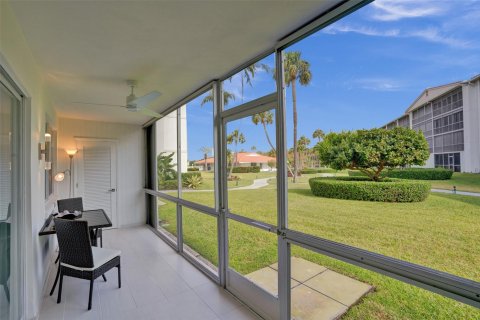 Copropriété à vendre à Deerfield Beach, Floride: 2 chambres, 87.42 m2 № 1183023 - photo 27