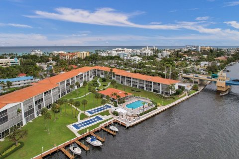 Copropriété à vendre à Deerfield Beach, Floride: 2 chambres, 87.42 m2 № 1183023 - photo 13